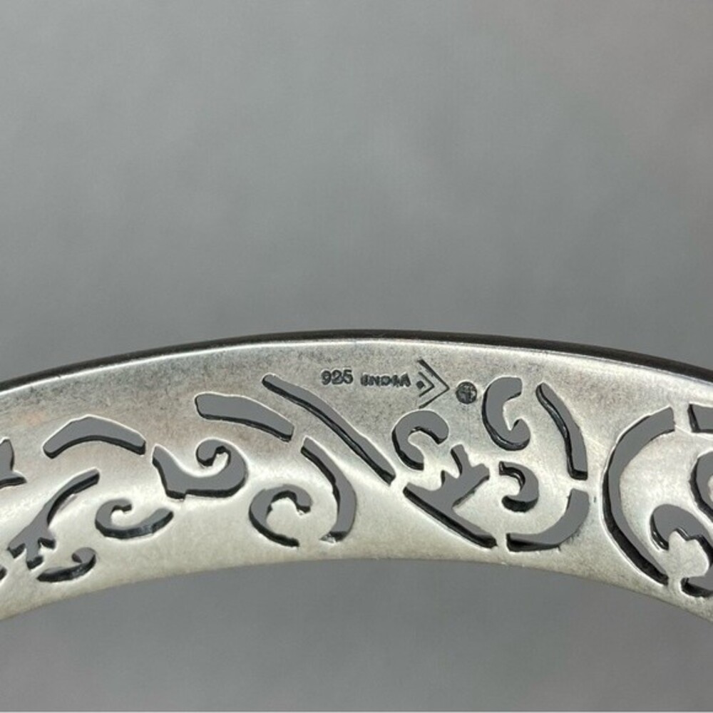 Silpada 925 Sterling Silver Oxidized Oval Cutout Bangle Retired - Picture 11 of 11
